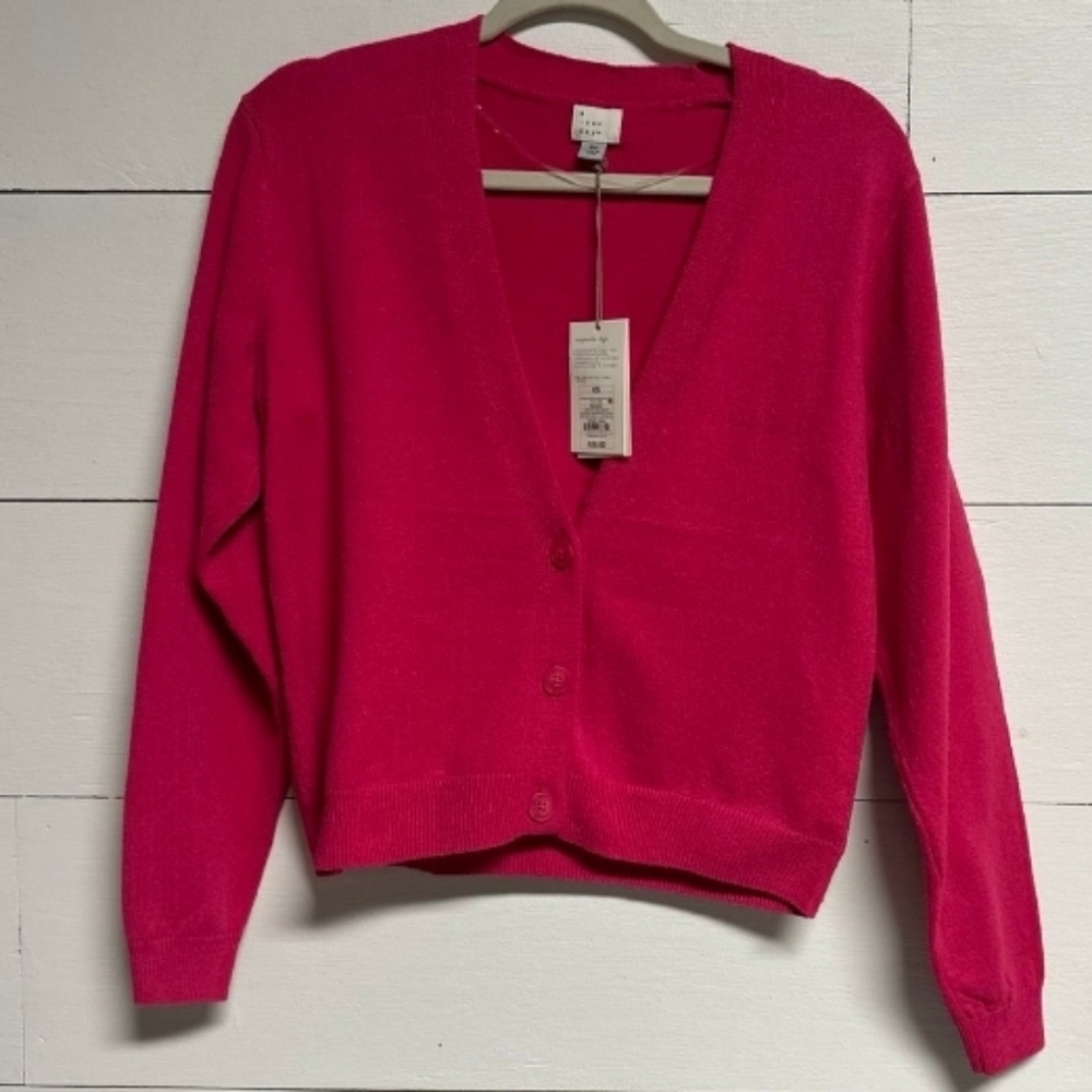 Womens 3 Button Front V Neck Cardigan Pink Size Medium New Minimumist - Picture 10 of 17